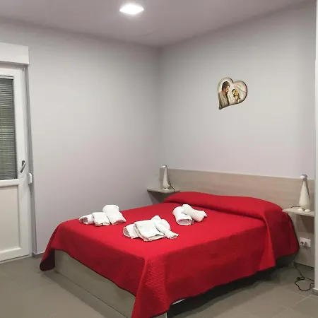 San Francesco Di Paola 4* Vittoria